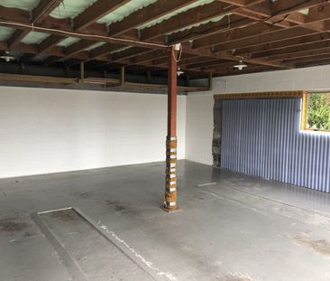 Large home in Kamo West! - Photo 4