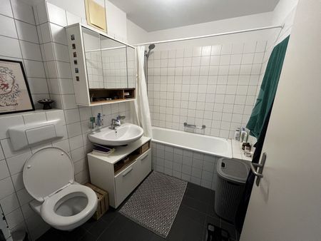 APPARTEMENT 41/2 PIÈCES À ZURICH - DISTRICT 5, MEUBLÉ, TEMPORAIRE - Photo 2