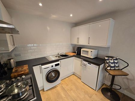 2 bedroom apartment to rent - Photo 2