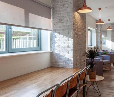 1 bedroom in a flat share to rent - Photo 1