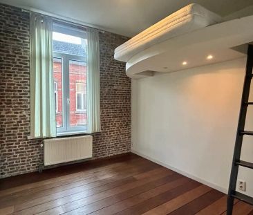 Gezellige rijwoning met prachtige stadstuin en achteruitgang nabij ... - Photo 4