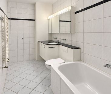 2 Zimmer, 45 m², 1. Stock - Photo 2