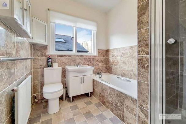 Pembridge Place, London, W2 - Photo 1