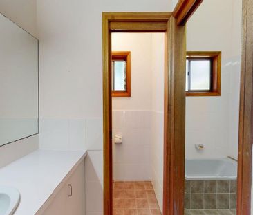 3 Wybong Close, Eleebana NSW 2282 - Photo 6