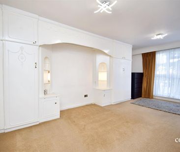 3 bedroom apartment - Photo 5