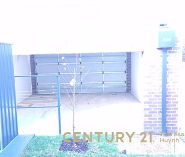 Brand New Spacious Townhouse for Rent - Move in Now&excl;&excl; - Photo 6