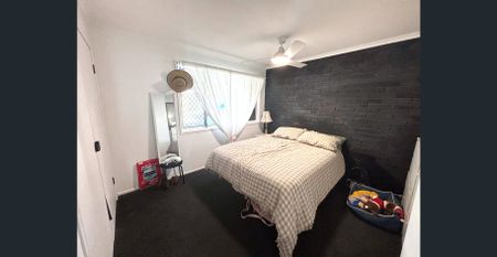 2 Bedroom Unit - Photo 3