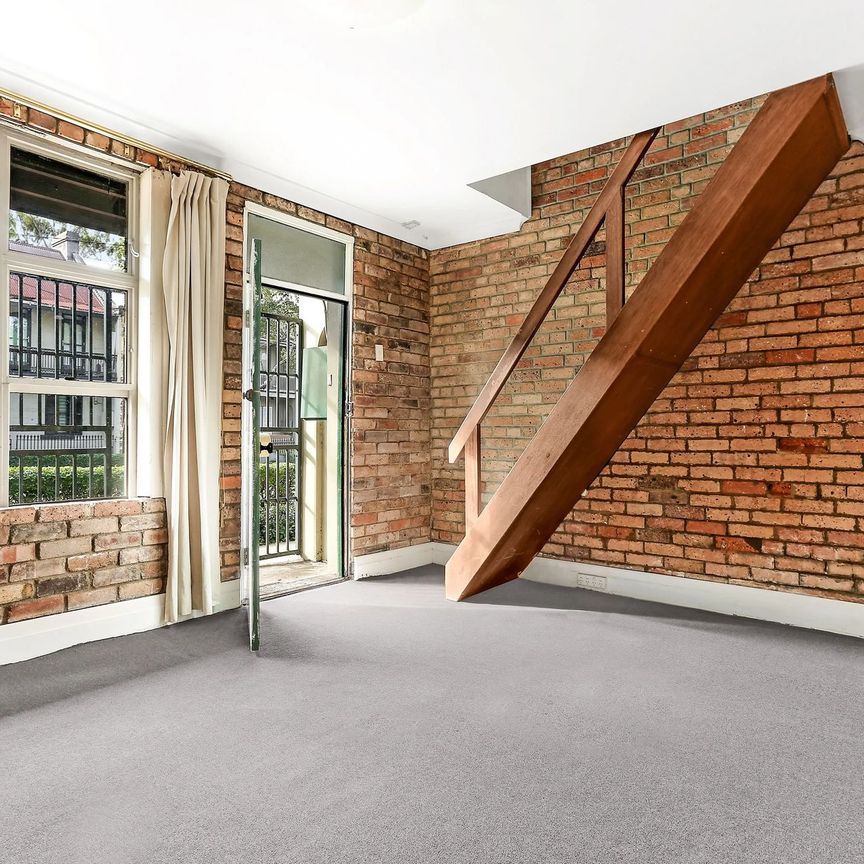 Welcome to Your New Inner-City Retreat&excl; - Photo 1