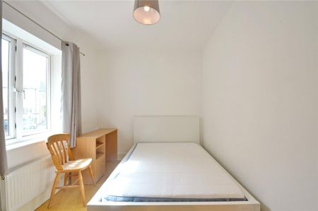 3 bedroom apartment to rent - Photo 3