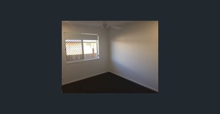 Stylish 1-Bedroom Home in Dawn Estate - Photo 2