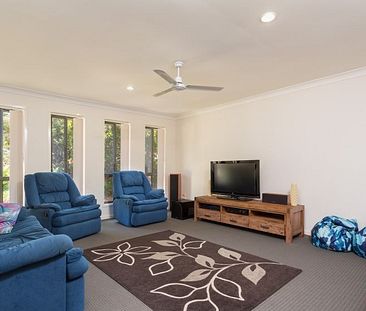 4 Bedroom House in Burleigh Heads! - Photo 3