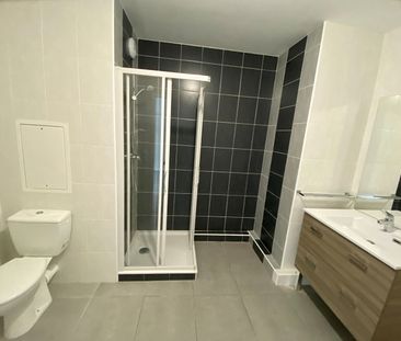 Location Appartement 3 pièces 68m² - Photo 5