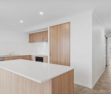 Brand New Modern Living in the Heart of Yarrabilba - Photo 6