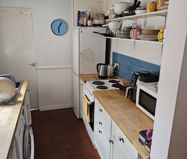 4 bedroom property to rent - Photo 6