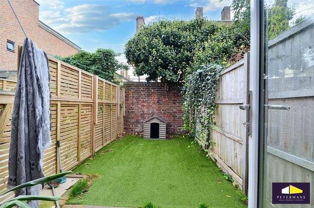 Hailsham Avenue, London, SW2 - Photo 1