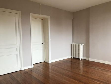 Location Appartement 3 pièces 88m² - Photo 3