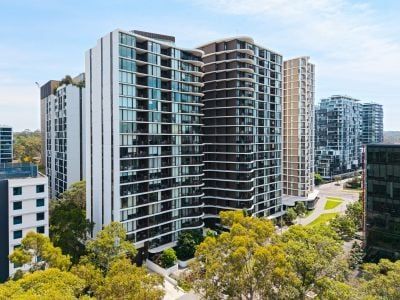 Stylish North-Facing Apartment in the Heart of Macquarie Park - Photo 5