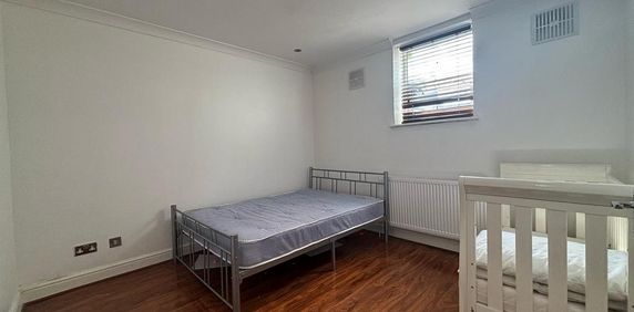 2 bedroom ground floor flat to rent - Photo 2