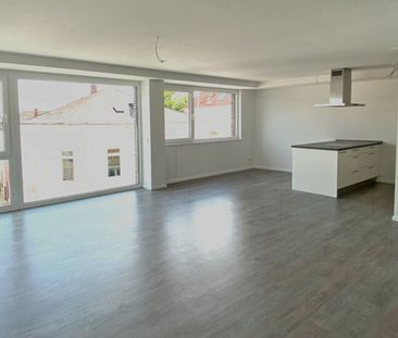 Kernsanierte 3-Zimmer-Wohnung mit Fahrstuhl und Balkon - Photo 1