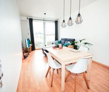 Super gezellig 1 slaapkamer appartement (60m²) met terras in hartje... - Photo 1