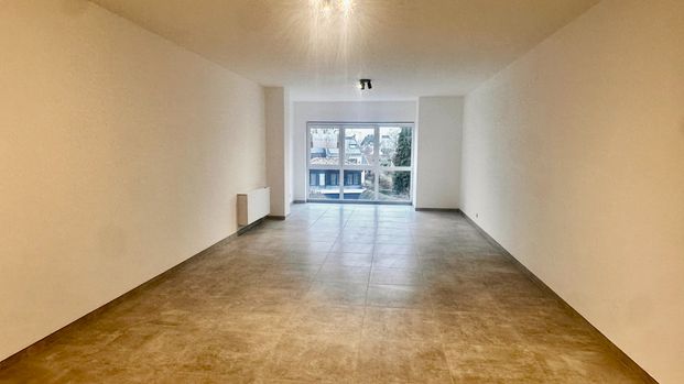 Appartement te huur in Zele - Photo 1