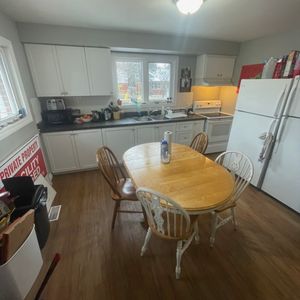 212 Edinburgh Rd S, Guelph - Photo 2