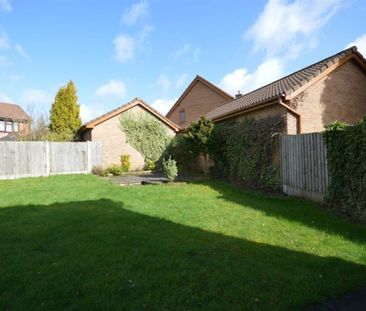4 bedroom House To Let - Photo 2