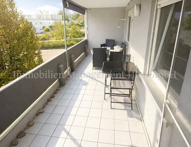 Helle 3-Zimmer-Wohnung mit Balkon und Hausmeisterservice! - Photo 1