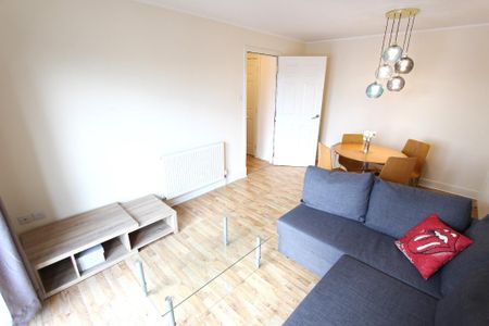 1 bedroom flat to rent - Photo 3