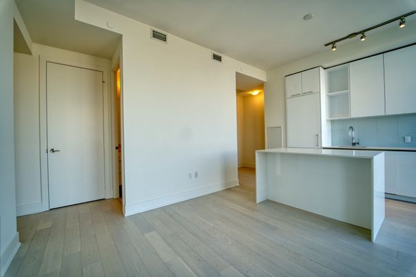 For Lease - 1 Yorkville Avenue Unit# 5509, Toronto, Ontario - Photo 1