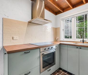 Timeless Cottage Charm in the Heart of Erskineville Village - Photo 6