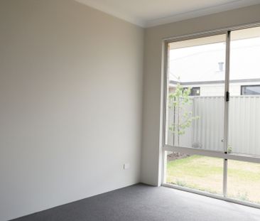 Brand New Four Bedroom Home - Ready To Move Into! - Photo 3