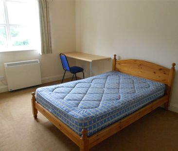 3 bedroom apartment to rent - Photo 5