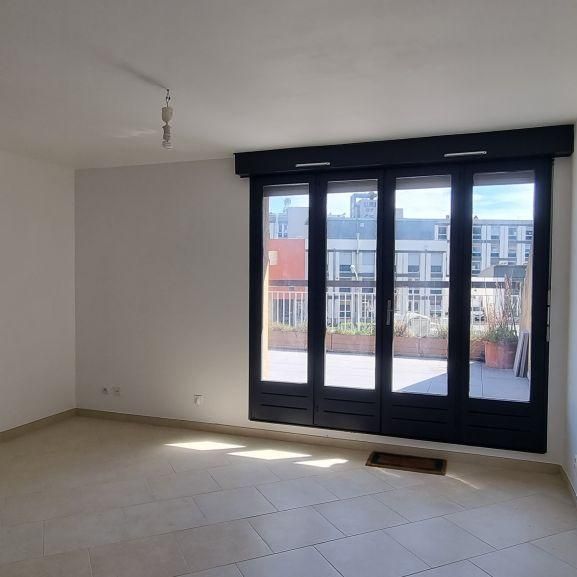 Location Appartement 2 pièces 41m² PRIVAS 07000 - Photo 1