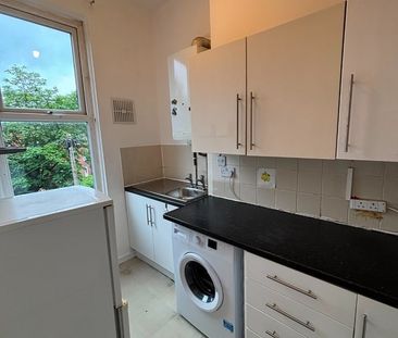 1 Bed Flat, Lower Broughton Road, M7 - Photo 2