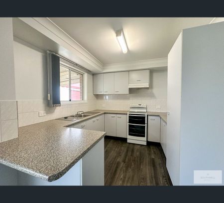 26 Woodburn Way, East Tamworth, NSW 2340 - Photo 5
