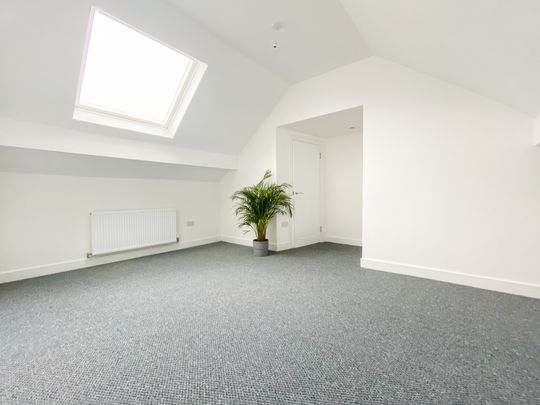 Colchester Avenue Flat 4, Penylan - Photo 1