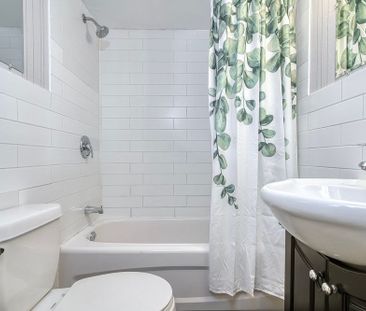 For Lease - 218 Broadview Avenue Unit# Lower, Toronto, Ontario - Photo 4