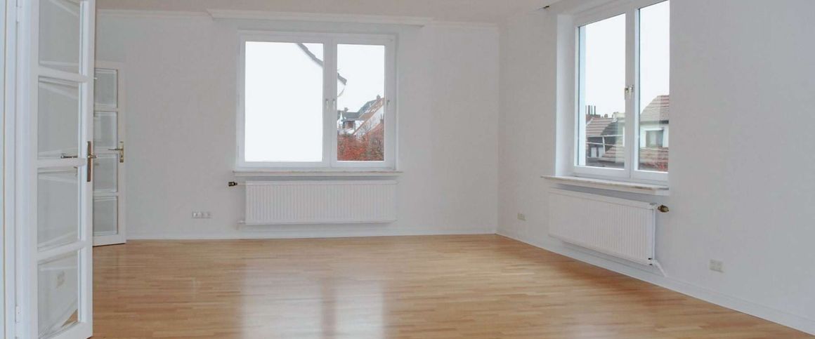 Helle, großzügige 2-Zi. Wohnung mit XXL-Dachterrasse und Einbauküche in beliebter Lage Findorffs!! - Photo 1