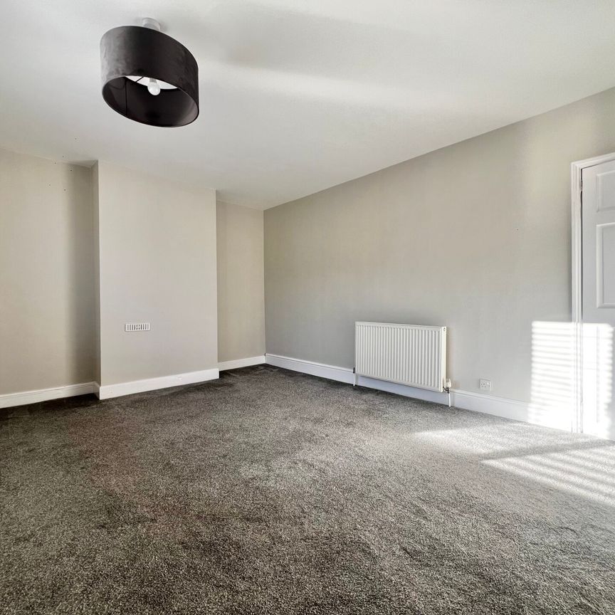 Norman Street - Photo 1