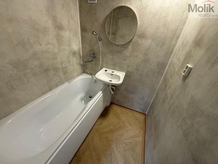 Pronájem bytu 2+1 62 m² - Photo 4