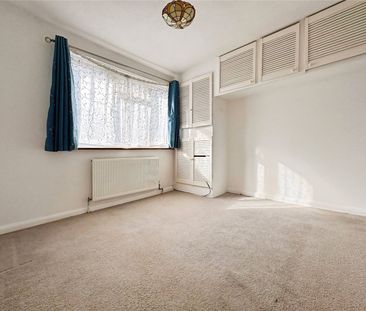 Syon Lane, Isleworth, TW7 5BT - Photo 2