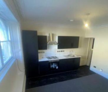 2 Bed Maisonette, Whiteladies Road, BS8 - Photo 4