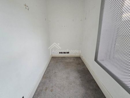 2 bedroom end of terrace house to rent - Photo 4