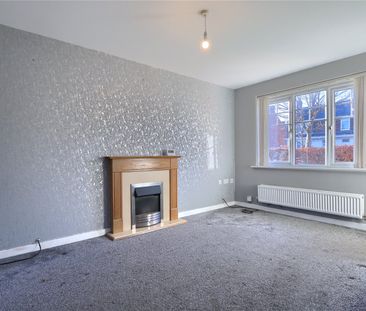 3 bed detached house to rent in Diamond Road, Thornaby, TS17 - Photo 2