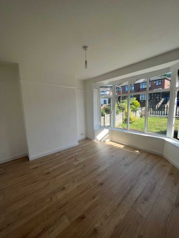 Price £1,250 pcm - Available 01/01/2026 - Unfurnished - Photo 3