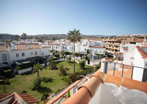 Chalet Adosado en alquiler en Casares – Málaga | Gilmar Consulting