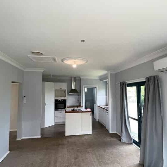 Convenience on Mabel - Photo 1