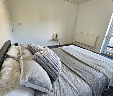 Room in a Shared Flat, Hadleigh House, E1 - Photo 4