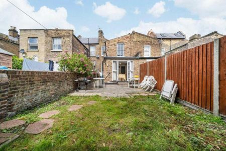 6 bedroom terraced house to rent - Photo 5